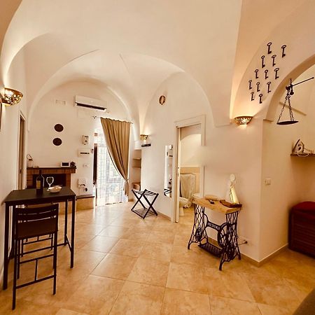 Casa Cassiopea Ceglie Messapica Daire Dış mekan fotoğraf